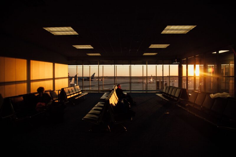 Conexão longa? Transforme horas de espera no aeroporto em uma miniviagem inesquecível